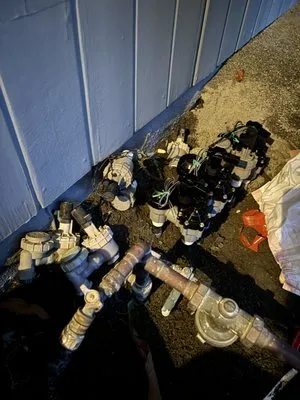 Gueros Lawn Care Service Logo