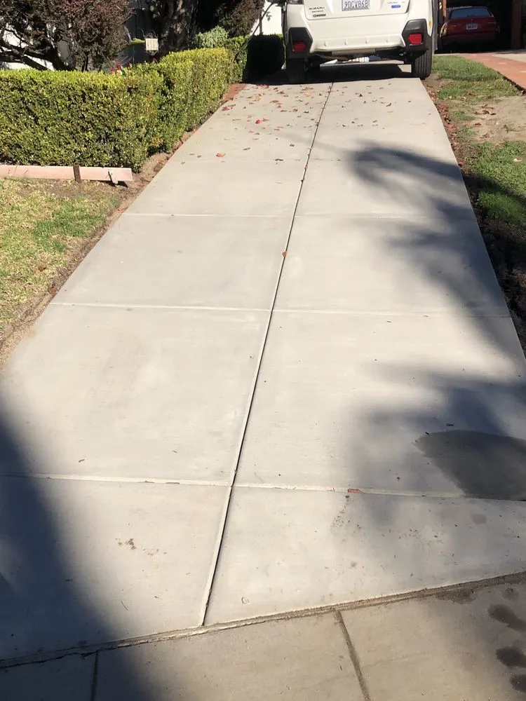 Professional garden landscaping in San Diego, CA by Guerra Concrete & Masonry