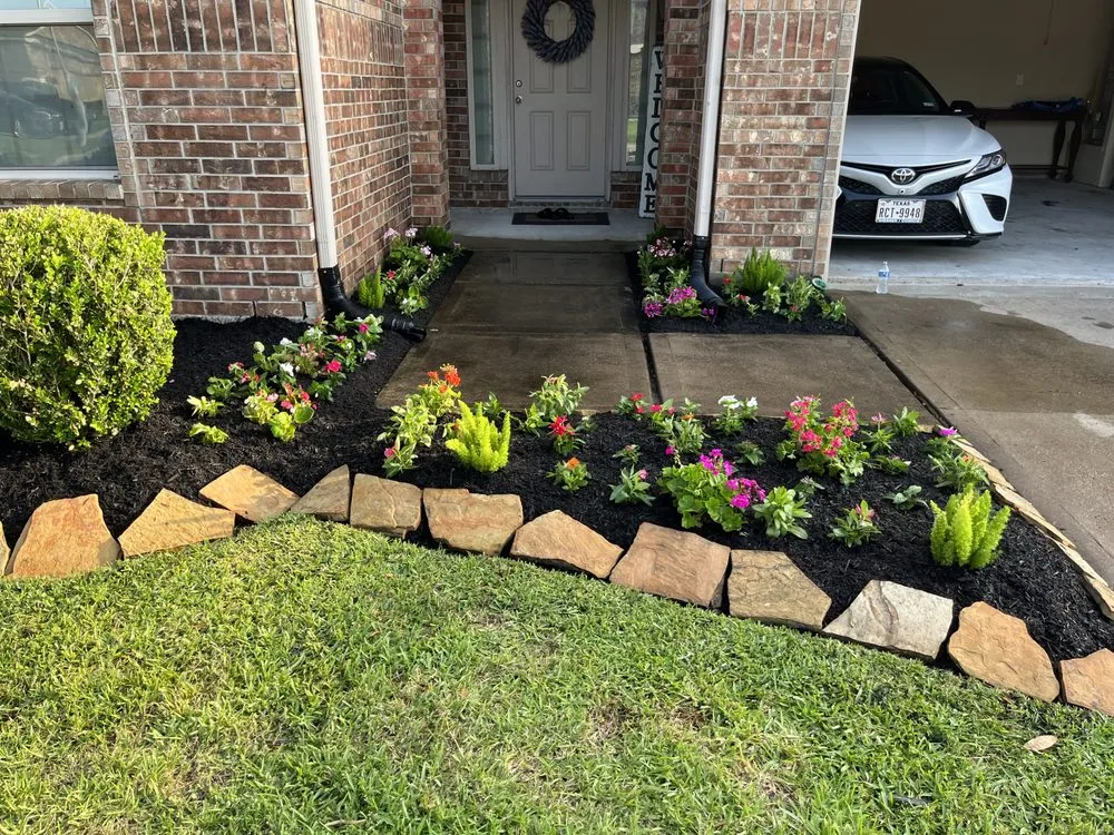 Affordable landscaping services for residential properties in Stafford, TX by Guerrero lawn service
