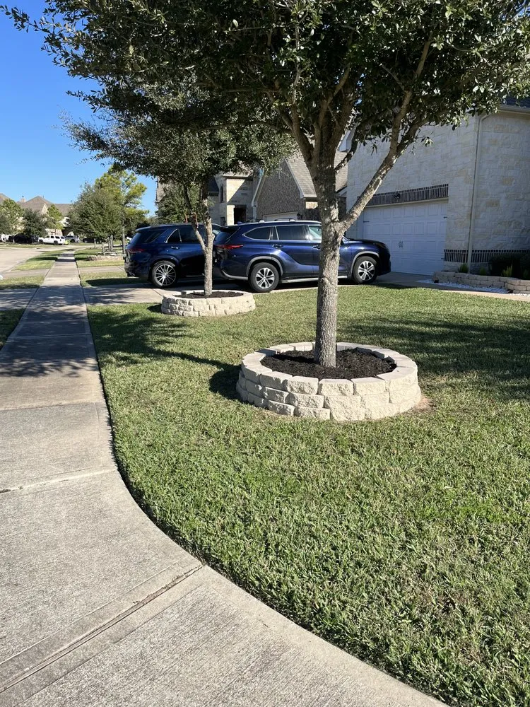 Professional garden landscaping for residential properties in Stafford, TX by Guerrero lawn service