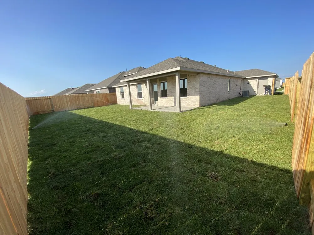 Custom landscaping services experts serving Stafford, TX - Guerrero lawn service