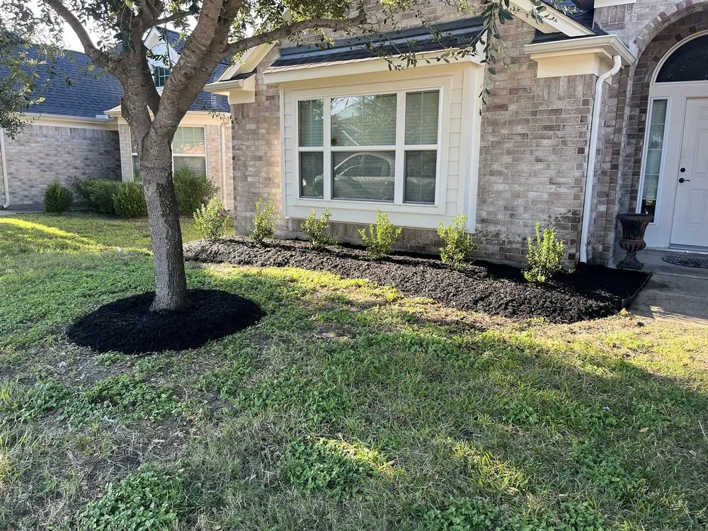 Top-rated outdoor landscaping in Stafford, TX by Guerrero lawn service