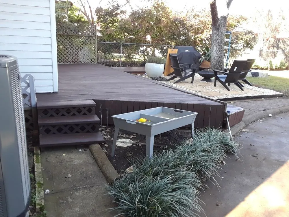 Professional lawn mowing service with custom design in Dallas, TX by Guerrero's Lighting,Landscape and Irrigation