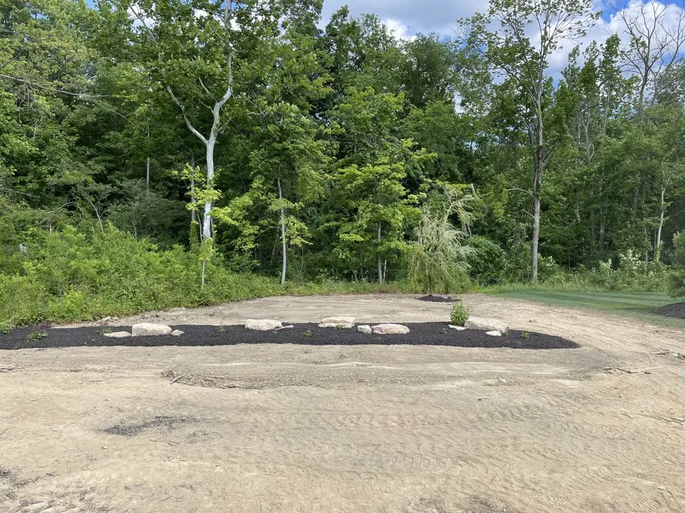 Trusted yard cleanup service for beautiful yards across Avon, OH - Guess That Price Landscaping