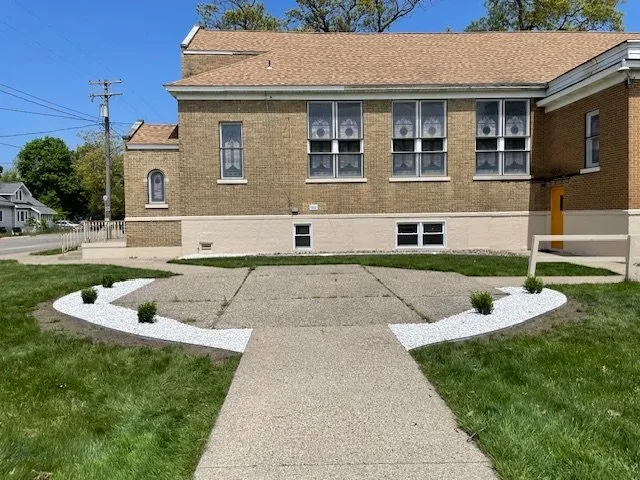 Professional residential landscaping with custom design in Newaygo, MI by Guevara Landart Landscape