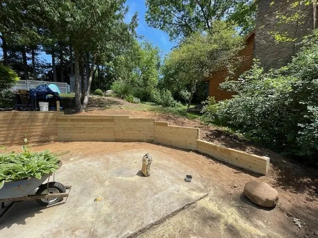 Trusted lawn care service in Newaygo, MI by Guevara Landart Landscape