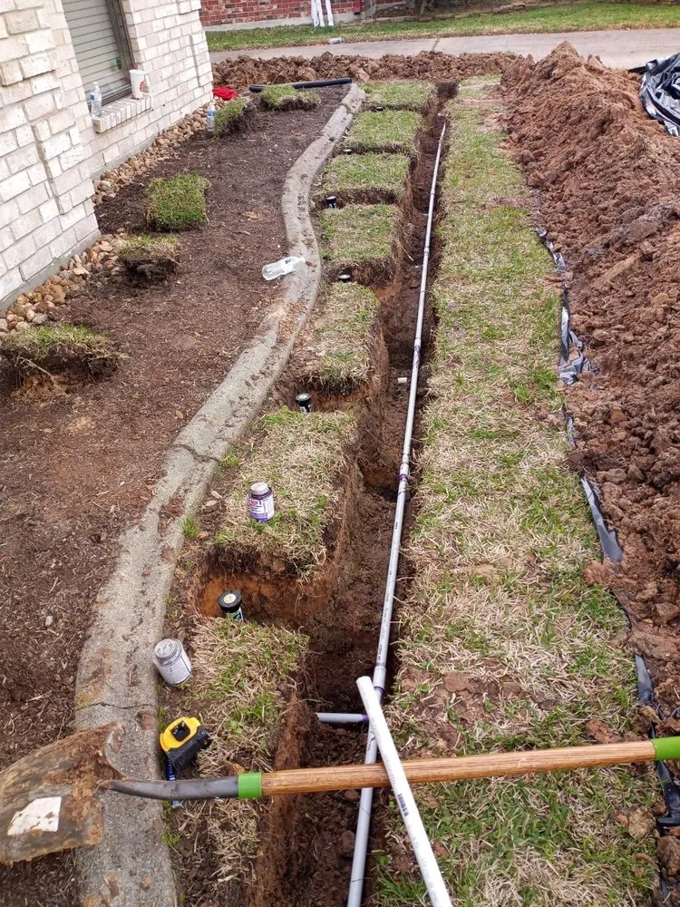 Custom lawn mowing service for residential properties in Pasadena, TX by Guevara landscaping