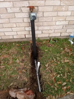 Guevara landscaping Logo