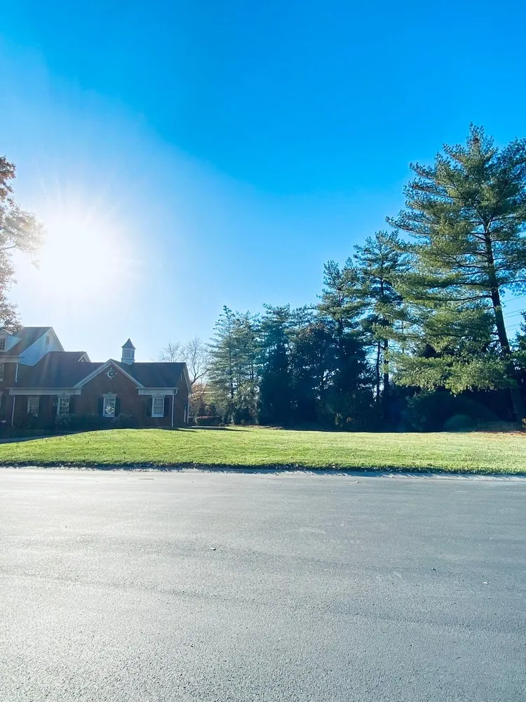 Affordable residential landscaping in Saint Ann, MO by Guevara's Landscaping STL