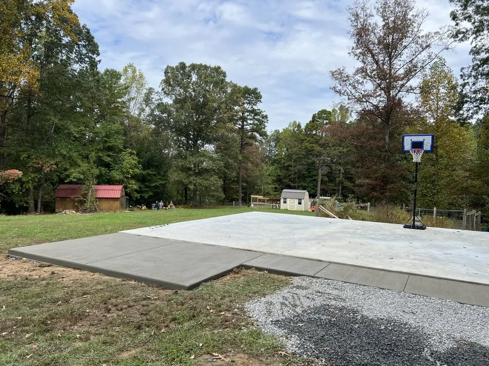 Trusted yard maintenance experts serving Culpeper, VA - Guido's Tree Service And Concrete