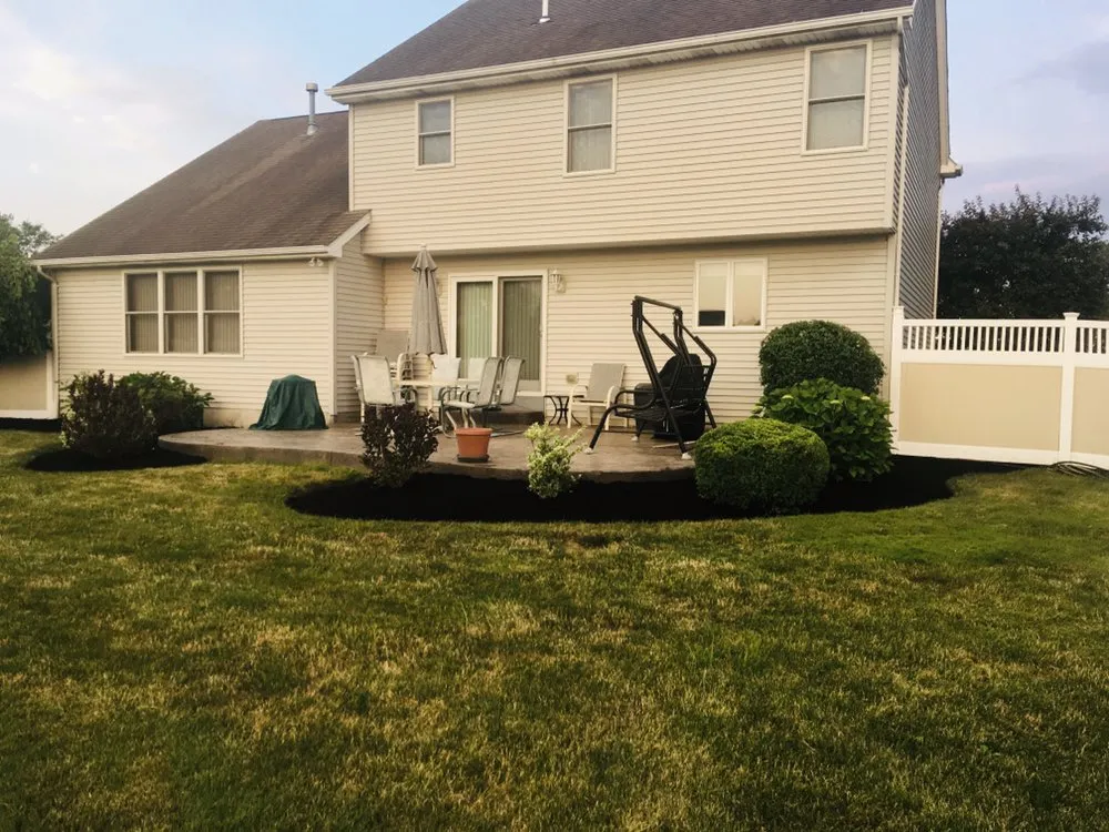 Reliable landscaping services for homes across Niagara Falls, NY - Guiliani Construction and Landscaping