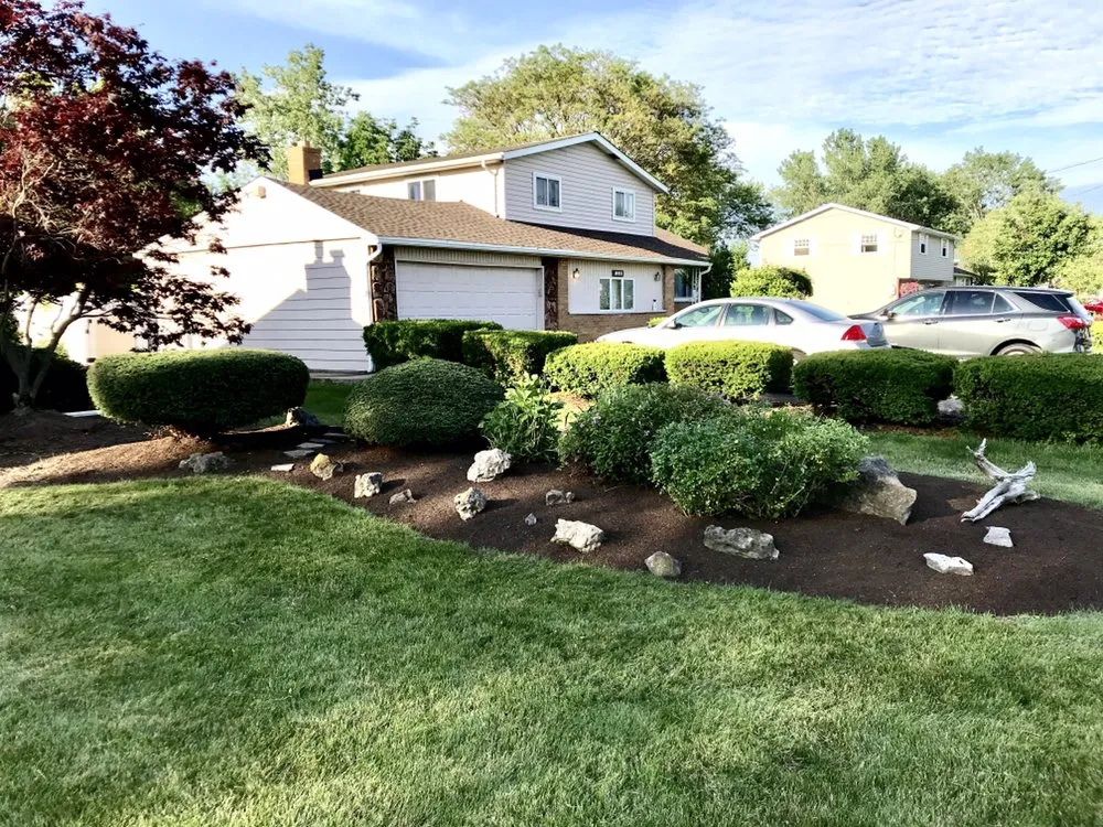 Trusted yard maintenance in Niagara Falls, NY by Guiliani Construction and Landscaping