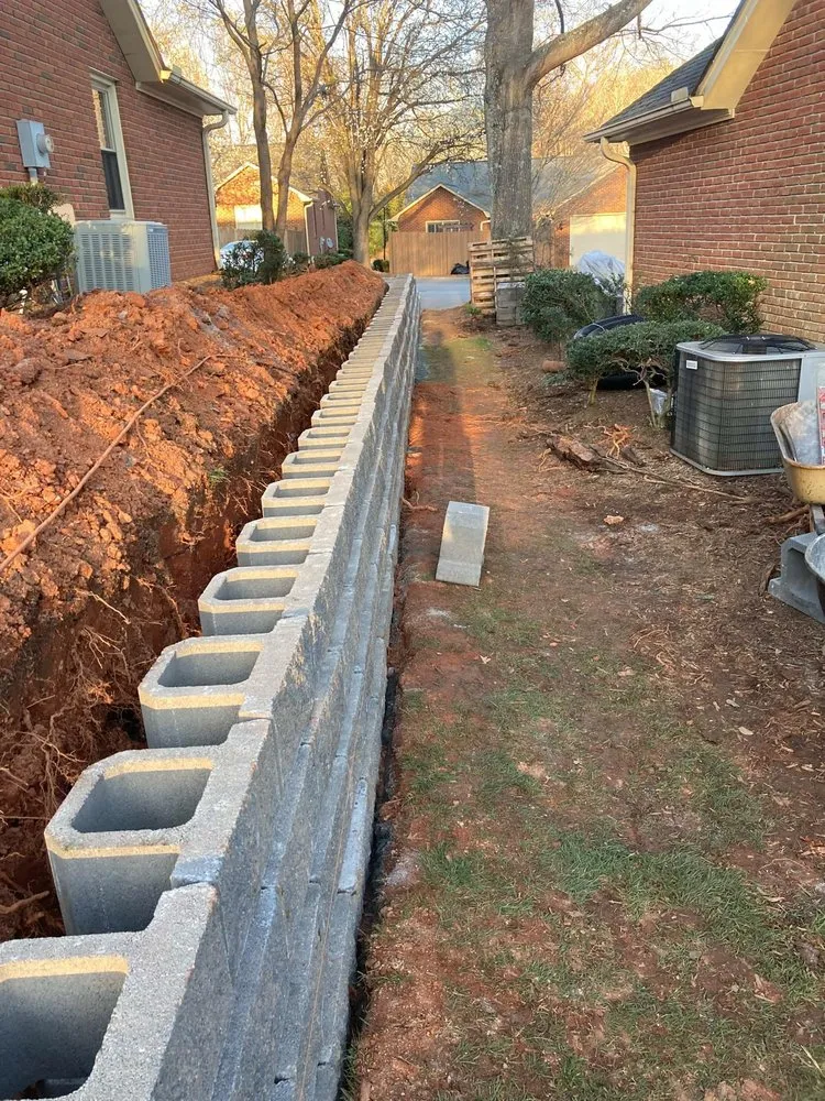 Reliable landscape installation experts serving Laurens, SC - Guillermo Felipe Andres Landscaping