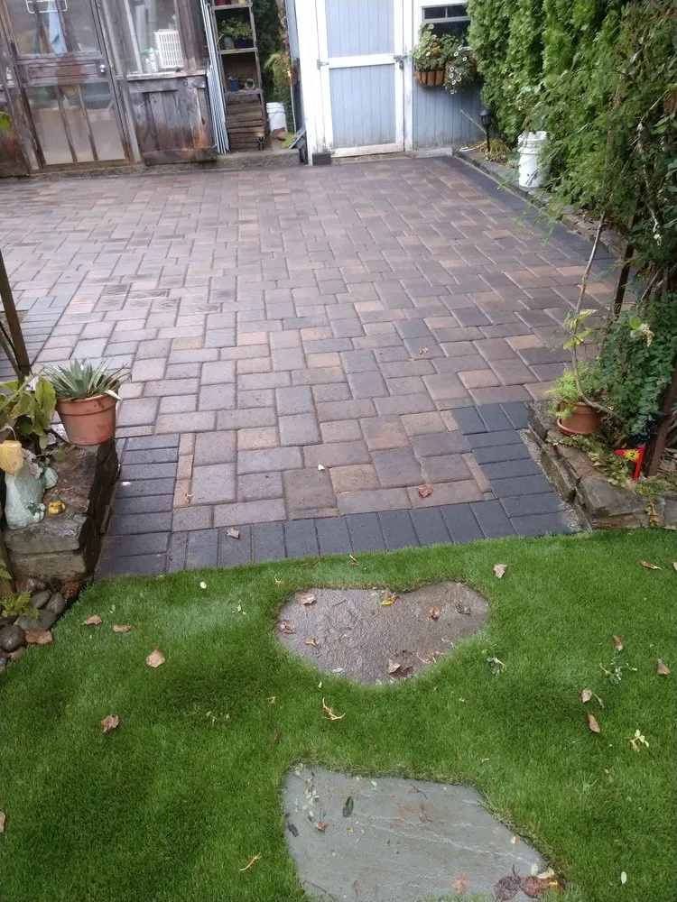 Top-rated lawn care service in Everett, WA - Guillermo Pulido Landscaping & Tree Service