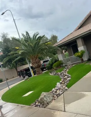 Guillermo’s Landscaping Logo