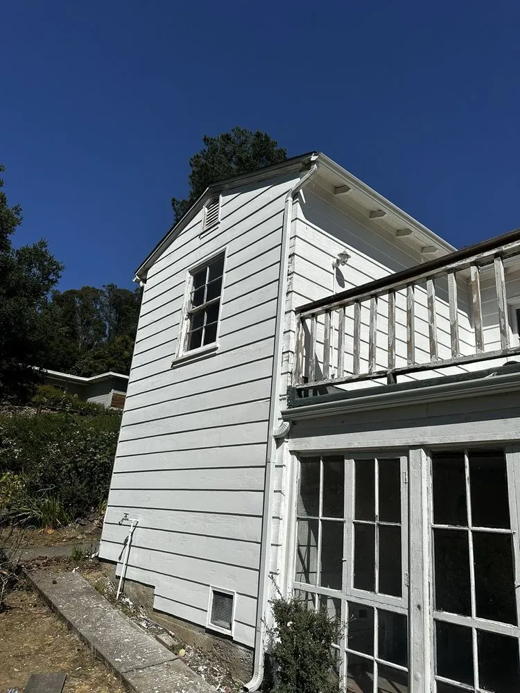 Trusted outdoor landscaping in Oakland, CA - Guillermo's Professional Landscaping