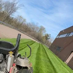 Expert lawn mowing service in Burlington, VT - Guilmette Landworks