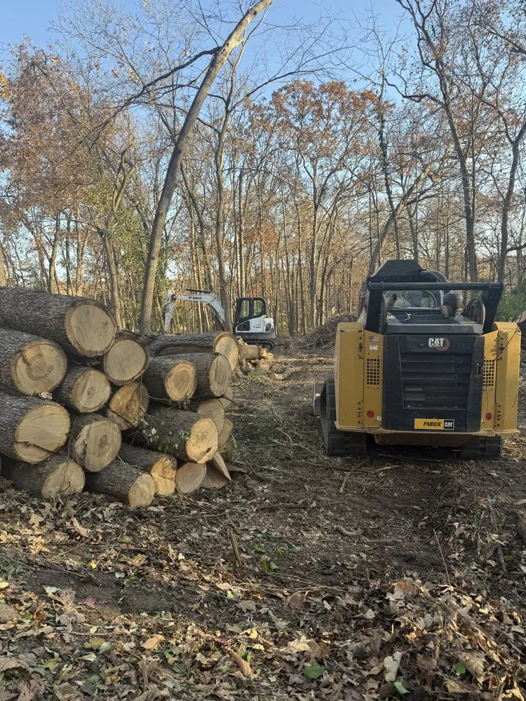 Custom residential landscaping in Davisville, MO by Guinn Forestry Services