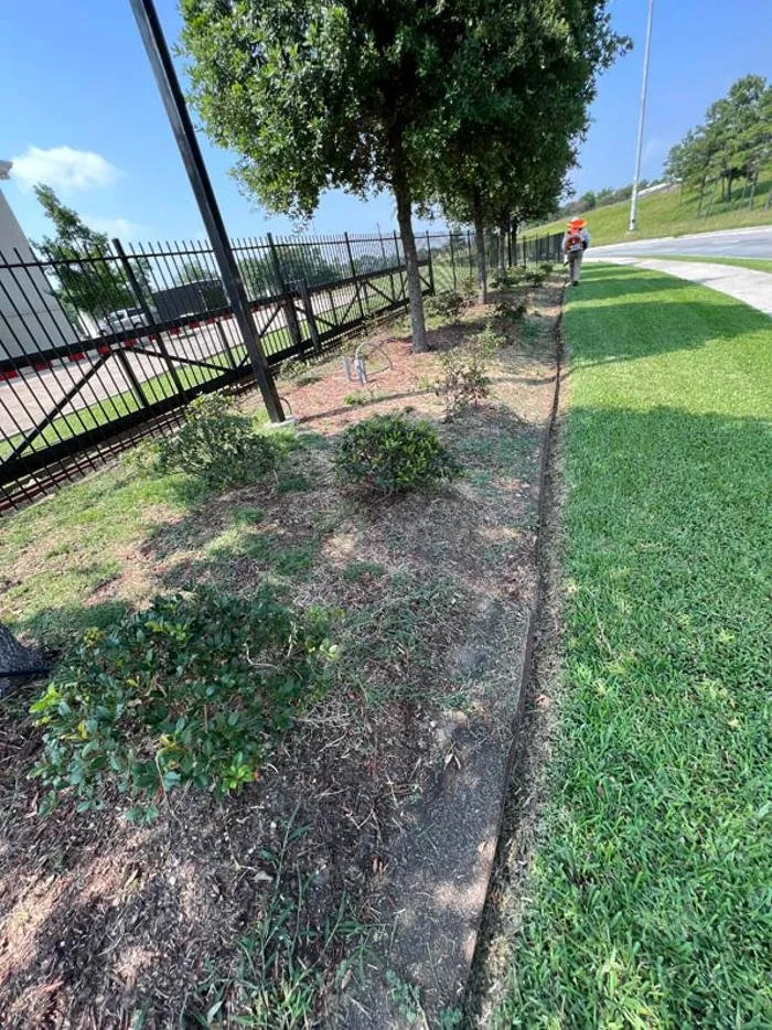 Professional outdoor landscaping for residential properties in Rosharon, TX by Gulf Coast Commercial Services
