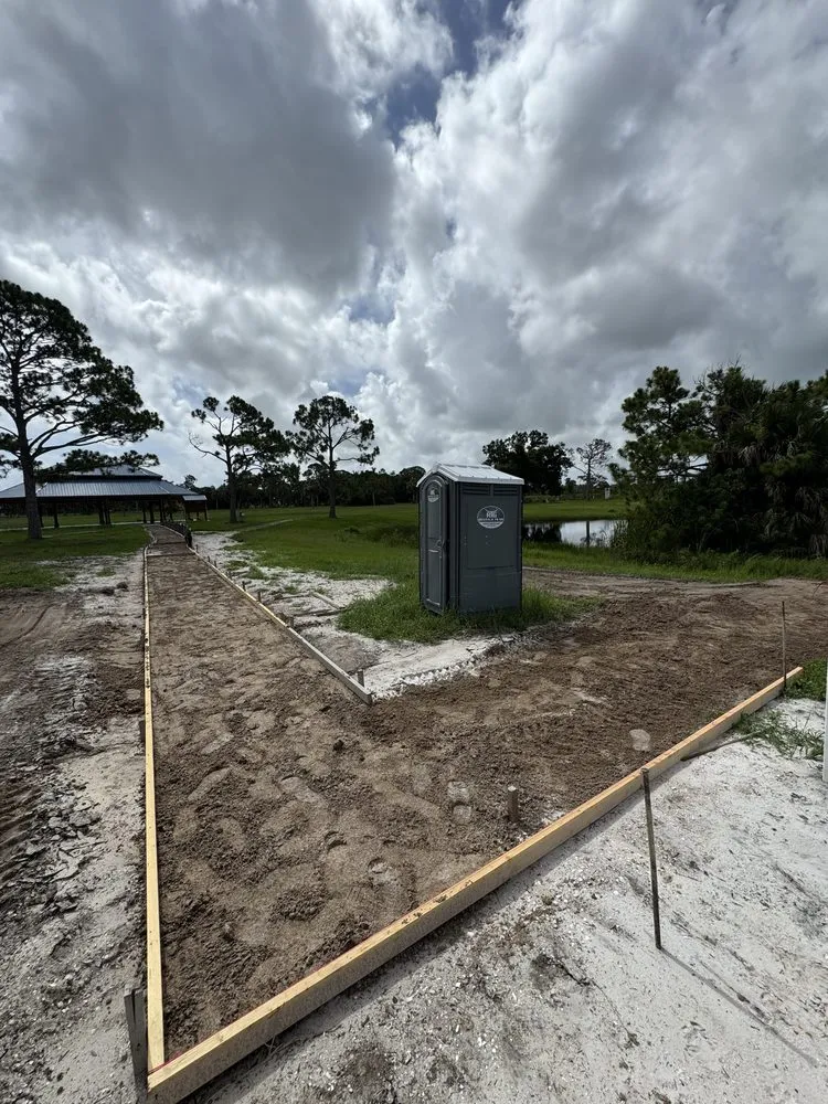 Local yard cleanup service experts serving Port Charlotte, FL - Gulf Coast Environmental Works