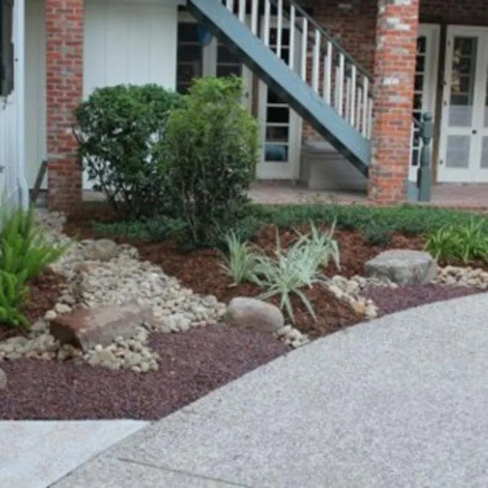 Professional yard maintenance experts serving Lafayette, LA - Gulf Coast Landscapes