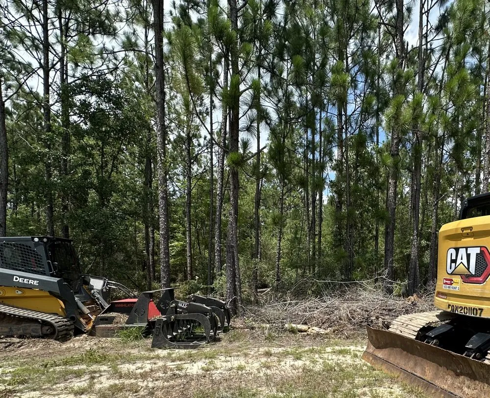 Professional lawn mowing service for beautiful yards across Mobile, AL - Gulf Coast Landworks