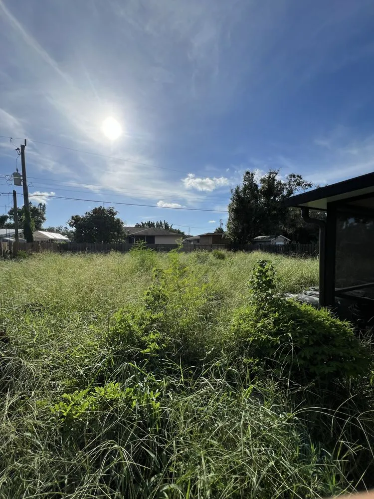 Local garden landscaping in Sarasota, FL by Gulf Of America Land Solutions