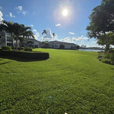 Gulfshore Lawn And Garden Services Logo