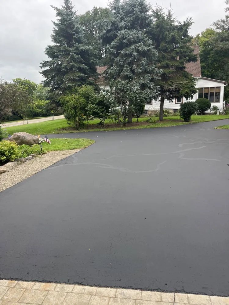 Expert lawn mowing service experts serving Fredonia, NY - Gullo GreenScape and Seal Coating