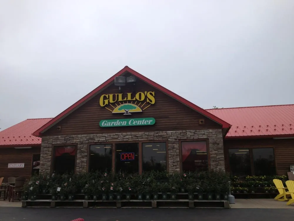 Affordable residential landscaping in Hamburg, NY by Gullo's Garden Center