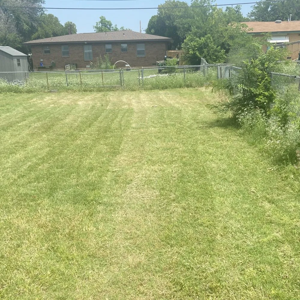 Affordable lawn mowing service experts serving Lawton, OK - Gummy Bear Landscape