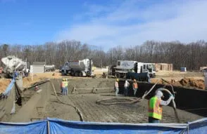 Custom lawn mowing service in Ambler, PA - Gunite Specialists Inc