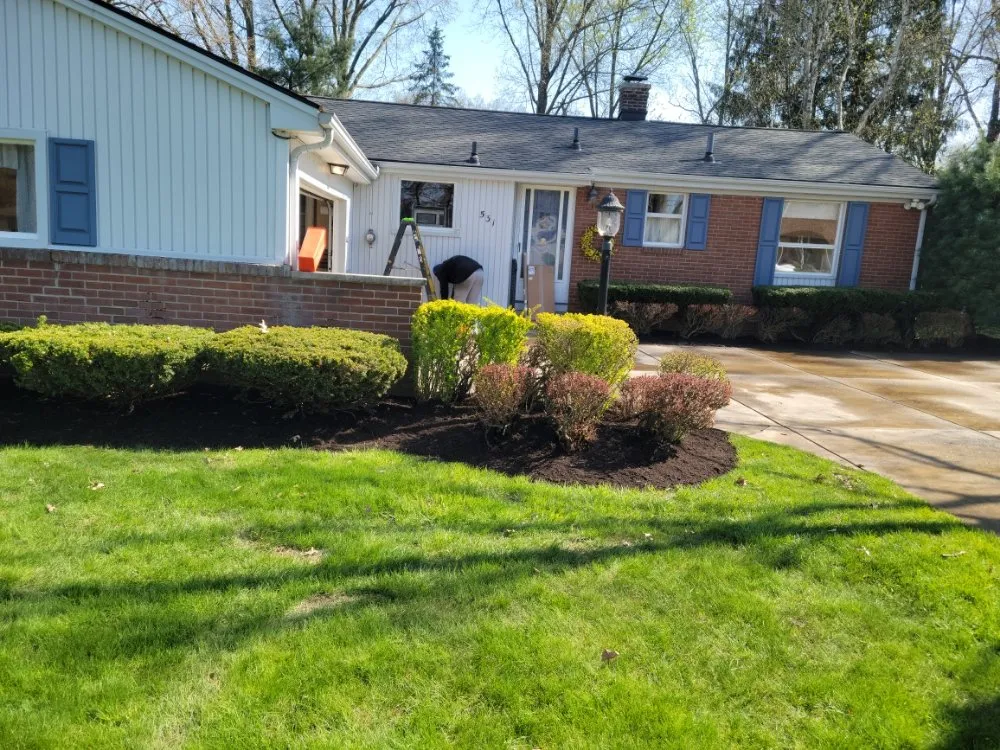 Custom landscape installation in Youngstown, OH - Gunner's Lawn & Land