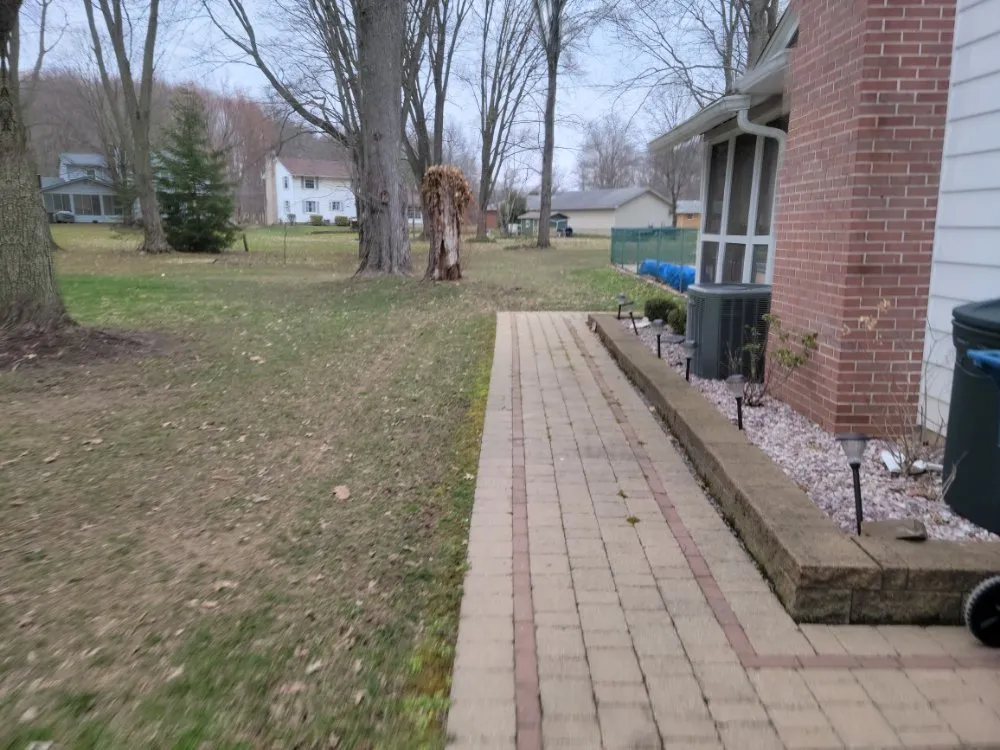 Affordable residential landscaping experts serving Youngstown, OH - Gunner's Lawn & Land