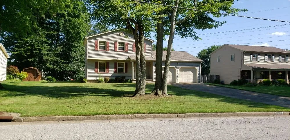 Top-rated landscaping services for beautiful yards across Youngstown, OH - Gunner's Lawn & Land