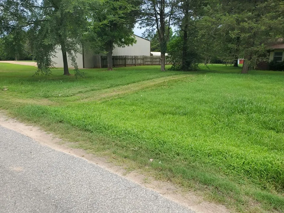 Top-rated outdoor landscaping near you in Sherman, TX by Gun's & Hose's of Texas