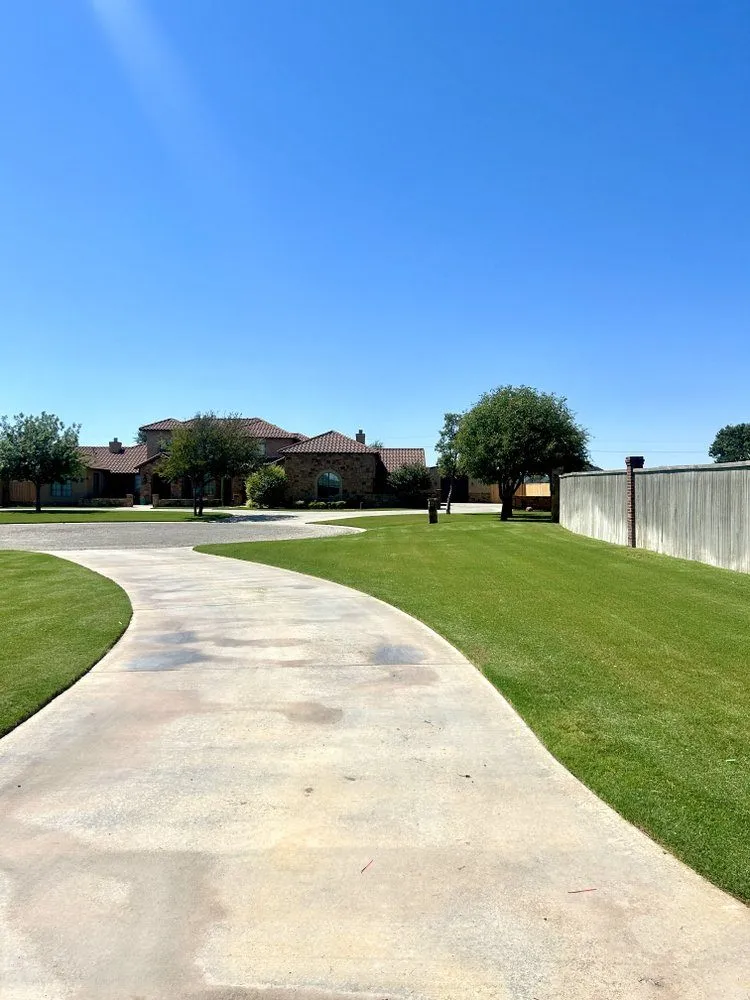 Custom lawn care service in Lubbock, TX - Guns Up Lawn Care & Service