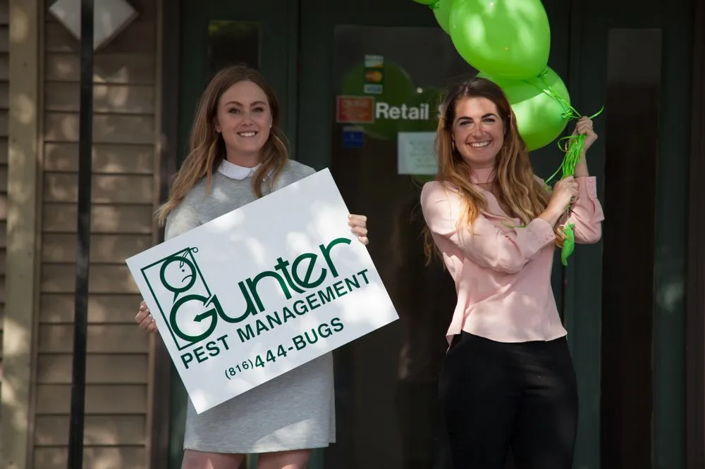 Local yard cleanup service for year-round maintenance across Kansas City, MO - Gunter Pest & Lawn