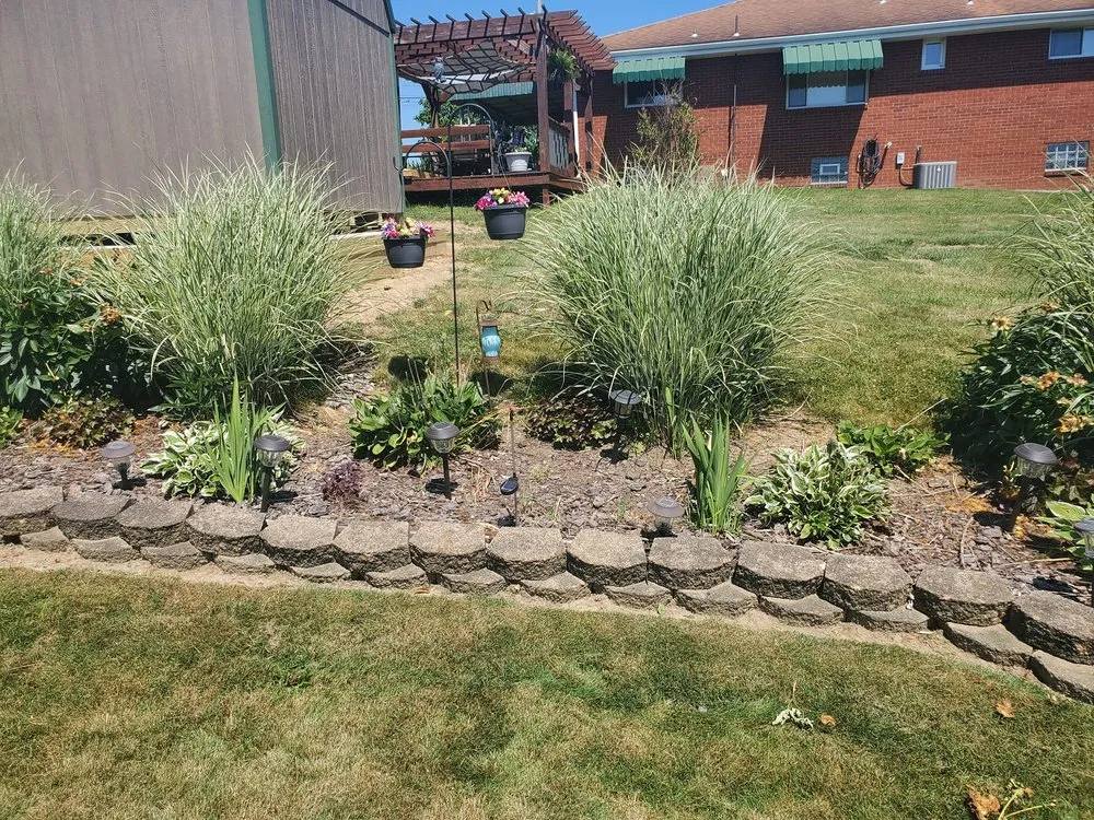 Expert garden landscaping near you in Canonsburg, PA by Guntown Lawn Care