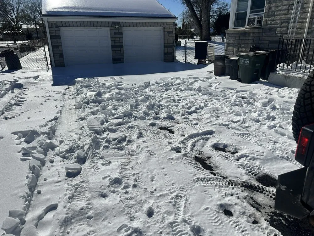 Professional outdoor landscaping in Philadelphia, PA by Guru Lawn & Landscaping