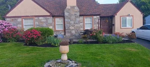 Affordable landscaping services for beautiful yards across Oreland, PA - Gus' Groundskeeping