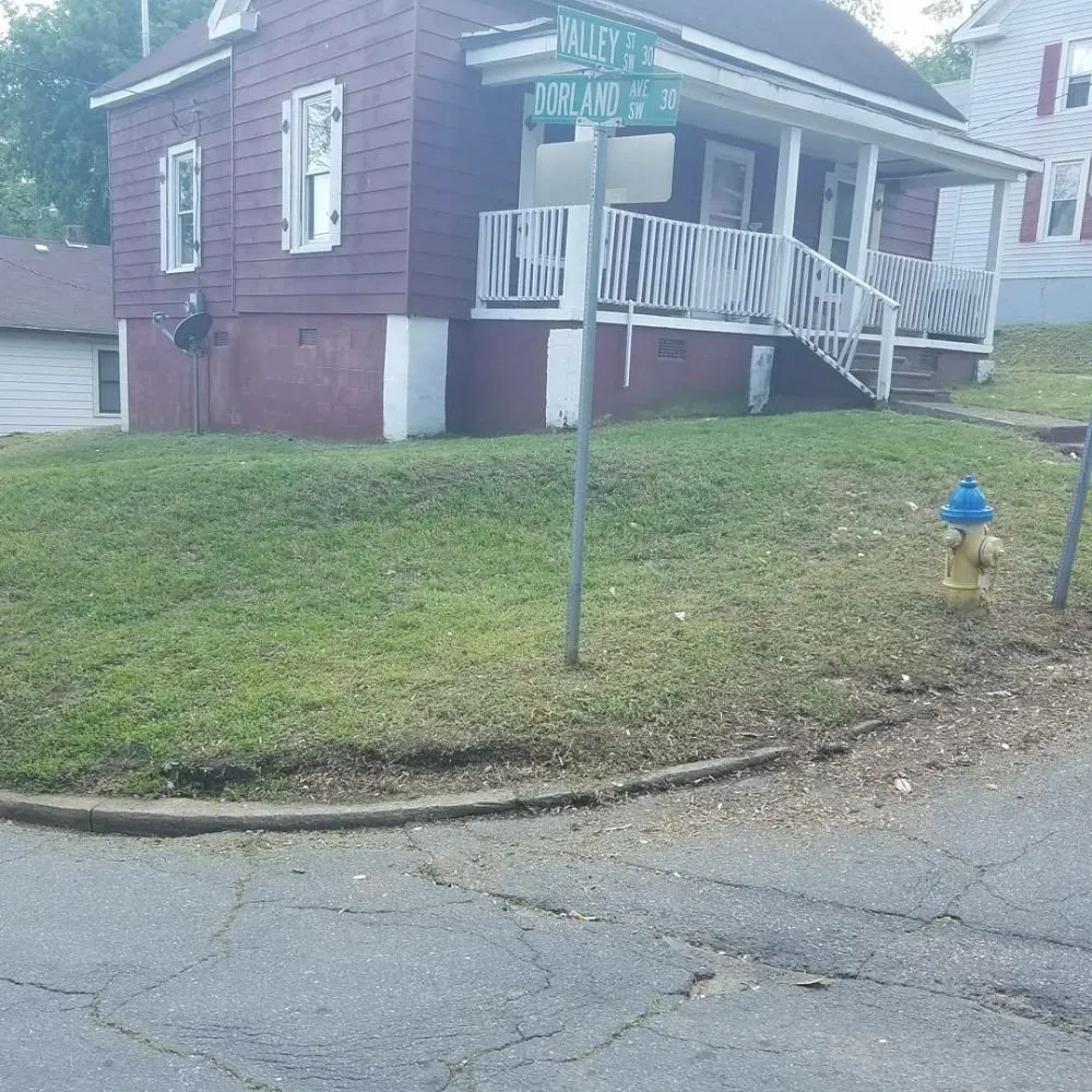 Affordable yard cleanup service with custom design in Concord, NC by Gus's Landscaping