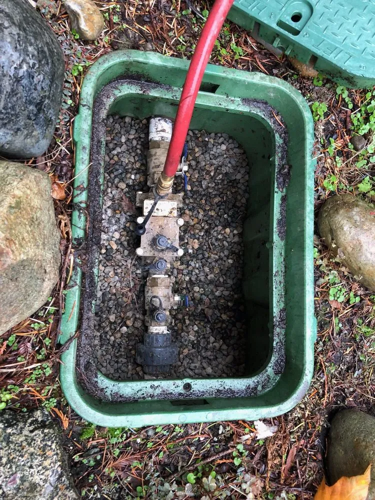 Local garden landscaping for homes across Federal Way, WA - Gustavo's Irrigation & Landscape Services