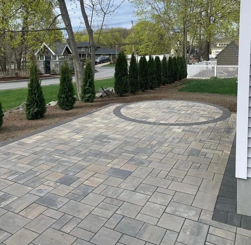 Custom garden landscaping in Lynn, MA by Gustavo's Landscaping