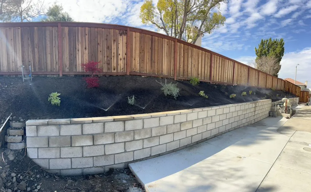 Affordable outdoor landscaping experts serving Lake Elsinore, CA - Gusto’s Lawn Garden Service