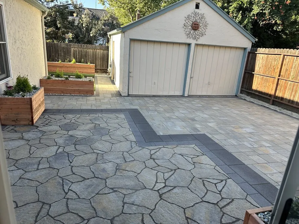 Local lawn mowing service in Sacramento, CA - Gutierrez Finest Landscaping