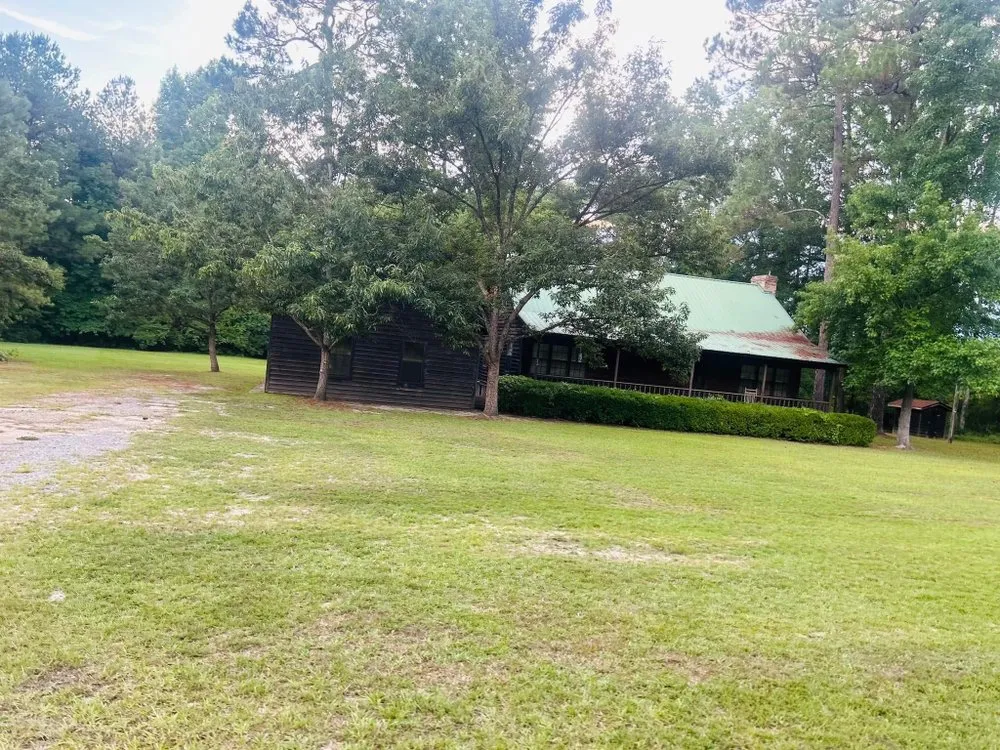 Professional residential landscaping with custom design across Swainsboro, GA - Gutierrez Landscaping and More