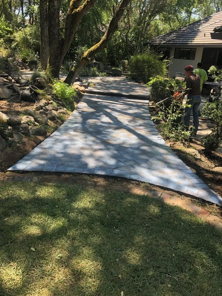 Reliable landscaping services experts serving Applegate, CA - Gutierrez Landscaping