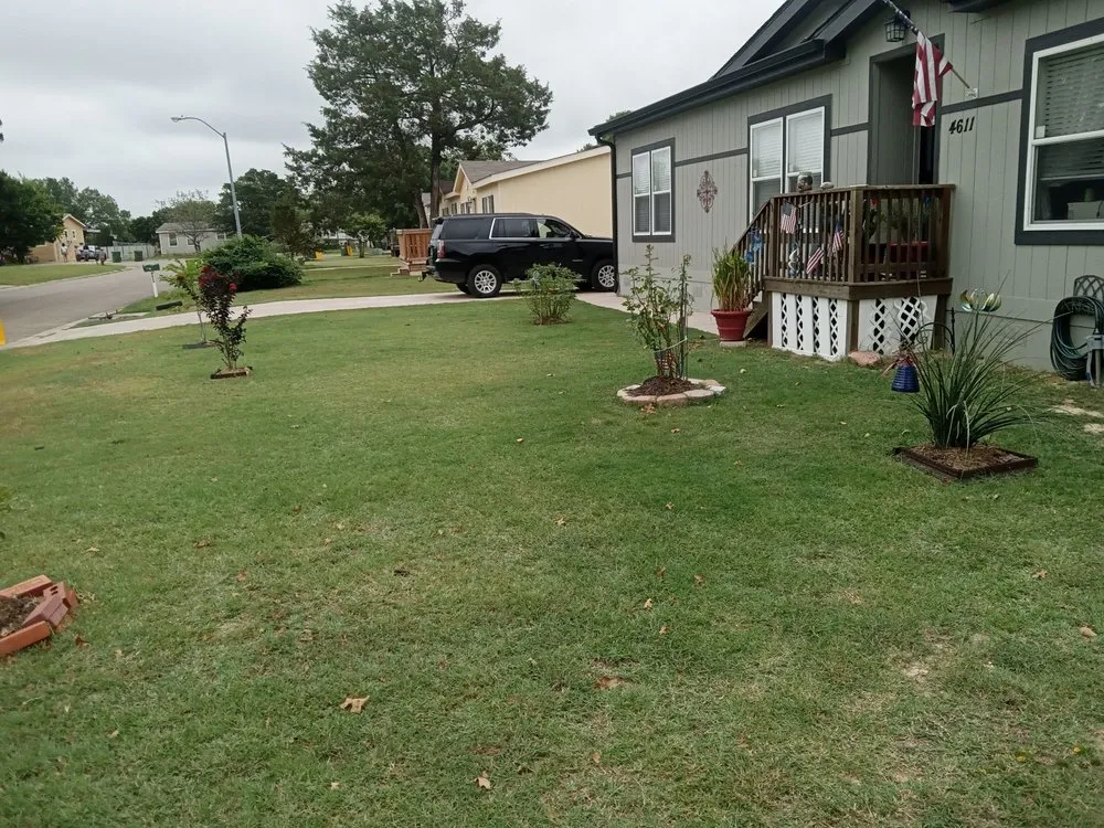 Professional lawn mowing service in Waco, TX - Gutierrez Lawn Care
