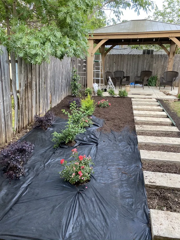 Reliable residential landscaping in Cedar Hill, TX - Gutierrez Lawn Service